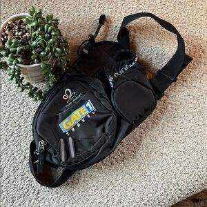 Waterfly Like new!!! Black Running Bag